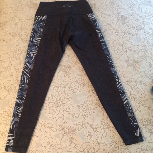 Tone it up Workout legging - Picture 1 of 4